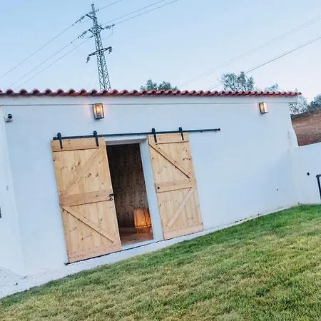 Casal Da Serra - Charming Country House بالميلا